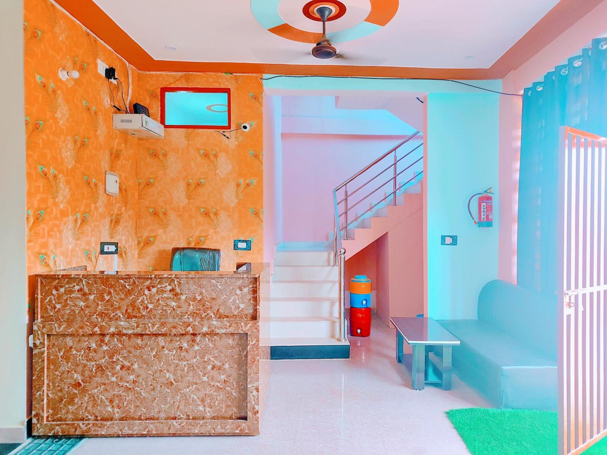 Hotel Raghukul Ayodhya Exterior photo